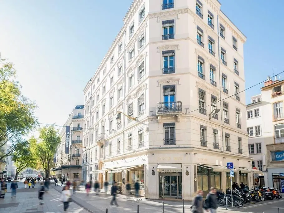 Apartment Spacieux Au Coeur De Lyon Ail France